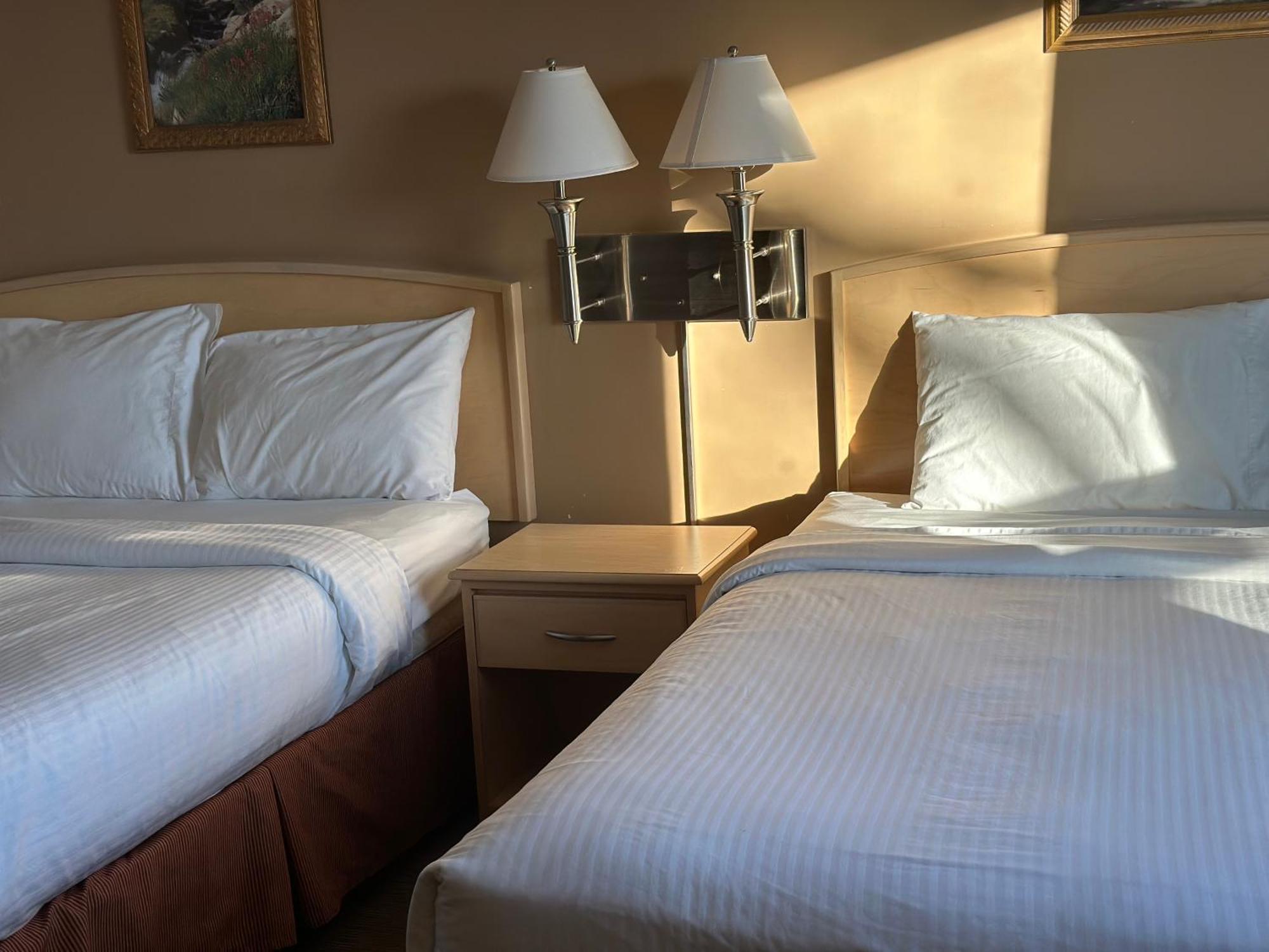 Lone Star Hotel North Battleford Kültér fotó