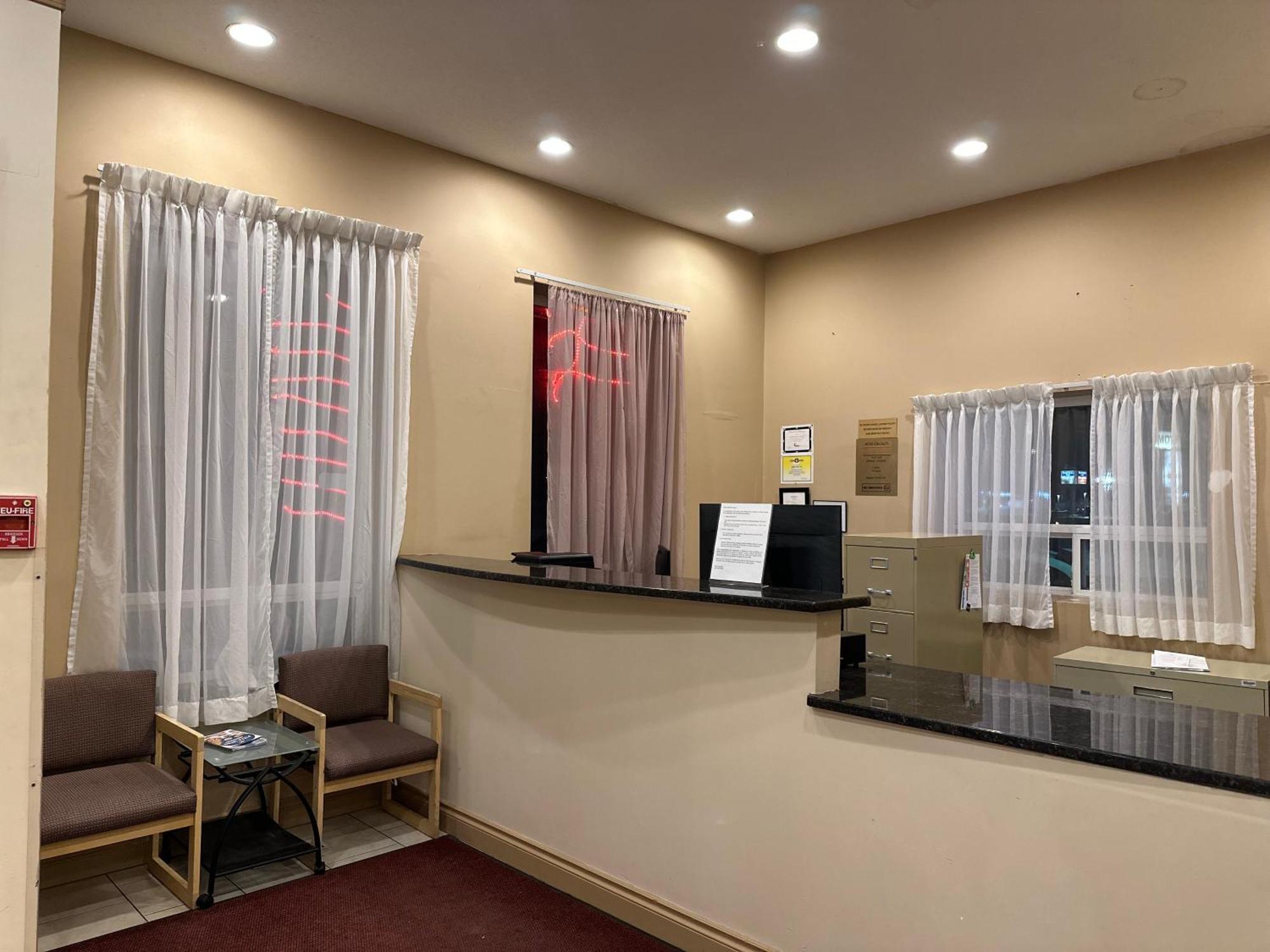 Lone Star Hotel North Battleford Kültér fotó