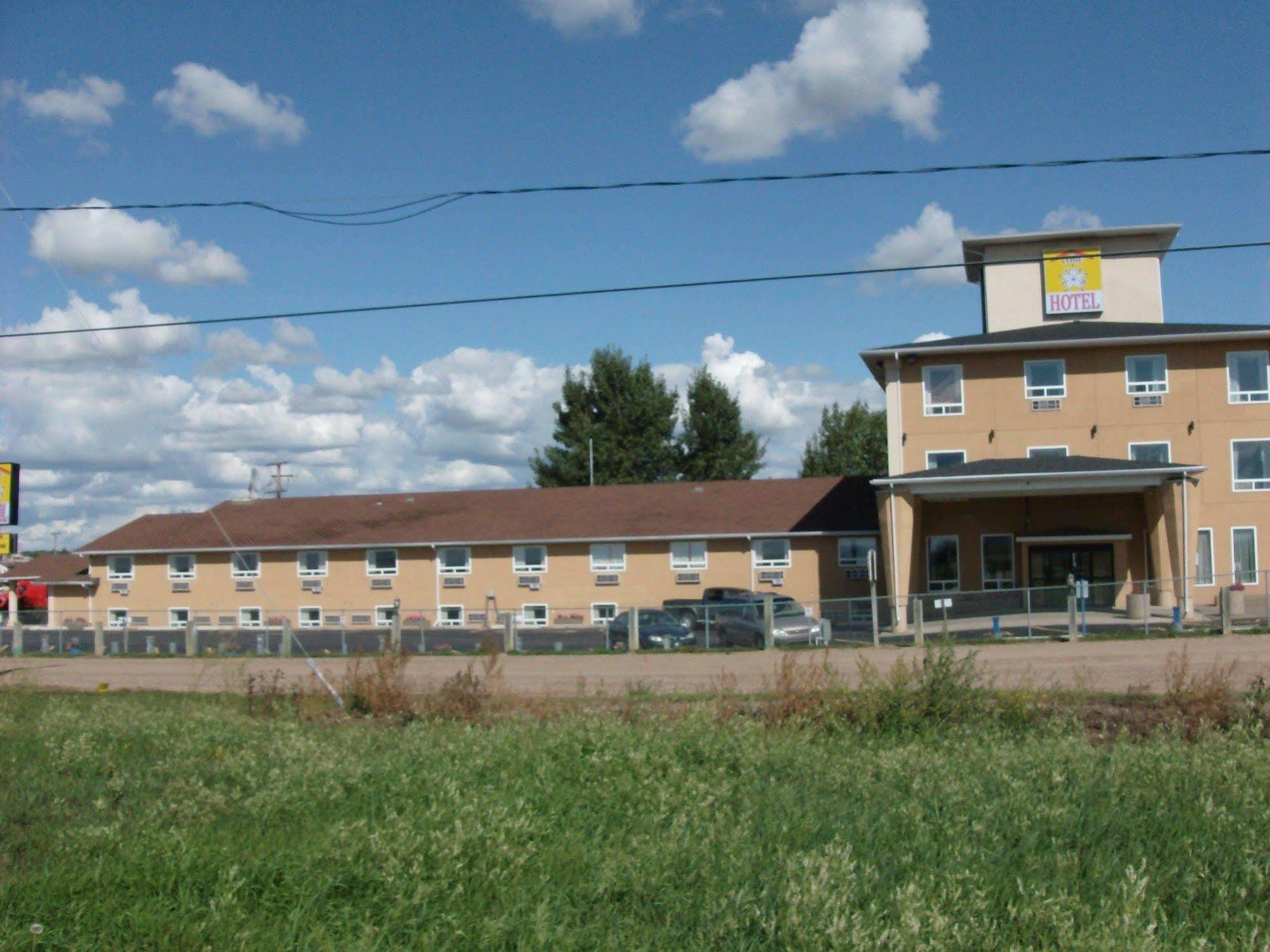 Lone Star Hotel North Battleford Kültér fotó